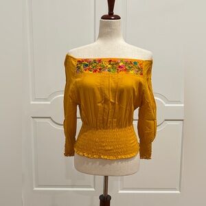 Boho Mexican top With san Antonino Silk Embroidery.